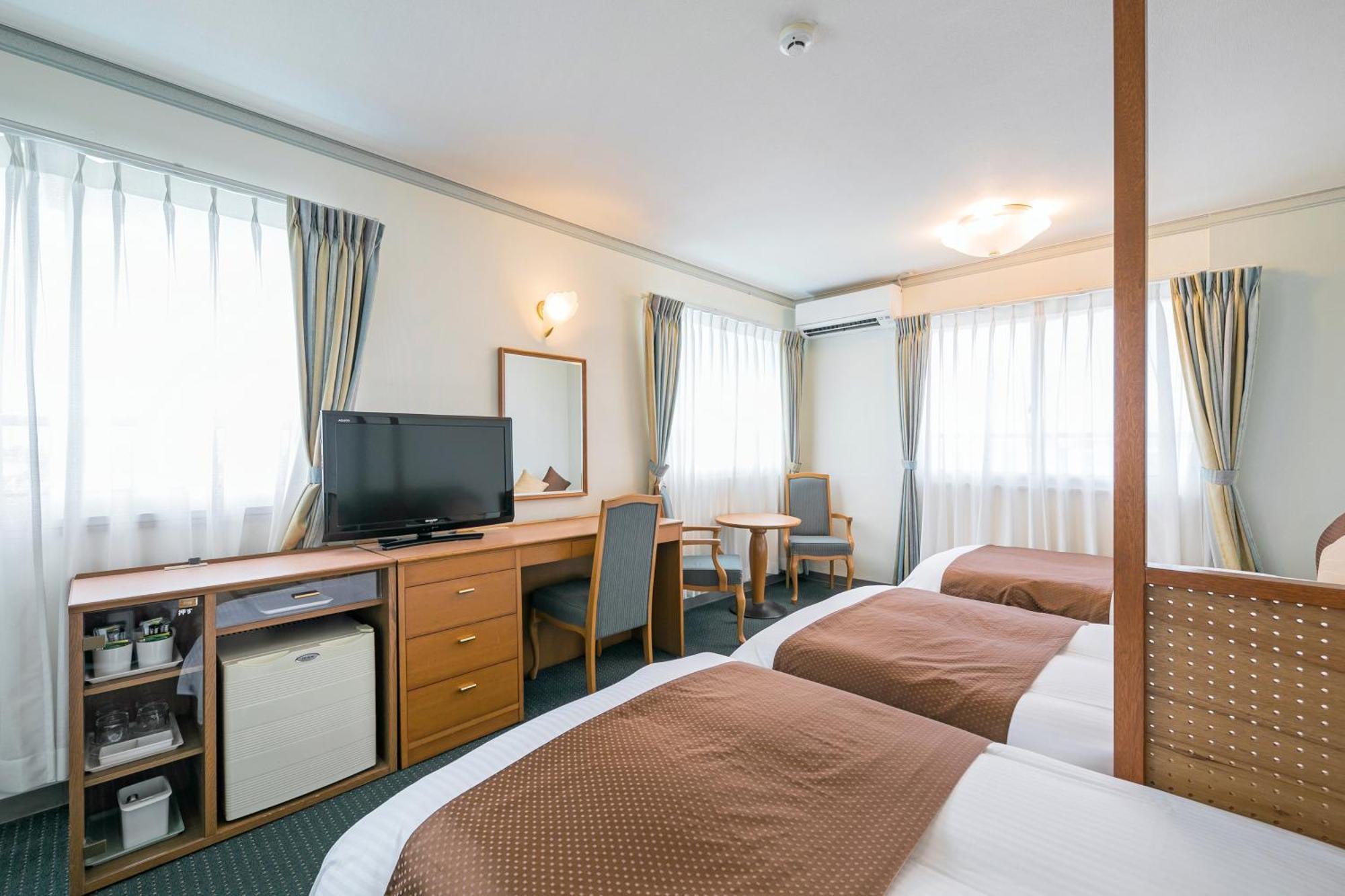 Hotel Miyahira Ishigaki  Zewnętrze zdjęcie