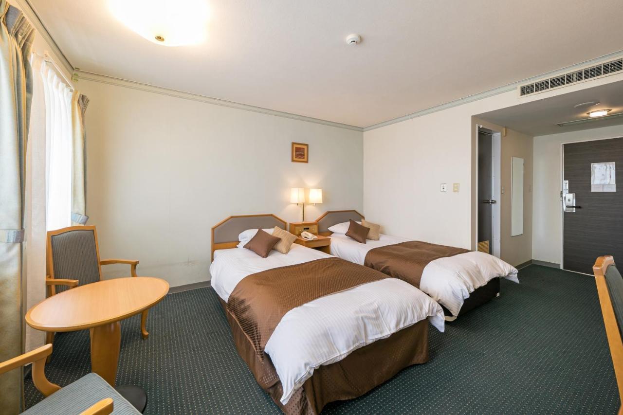 Hotel Miyahira Ishigaki  Zewnętrze zdjęcie