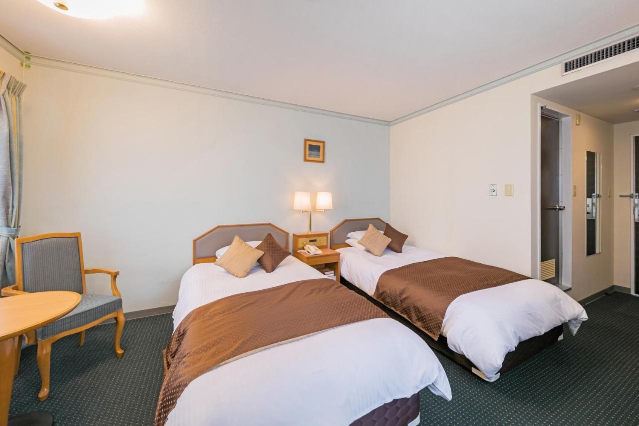 Hotel Miyahira Ishigaki  Zewnętrze zdjęcie